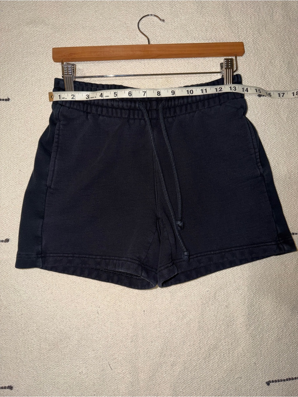 Aritzia Tna Boyfriend 5โ cozy fleece sweat shorts - Picture 5 of 13